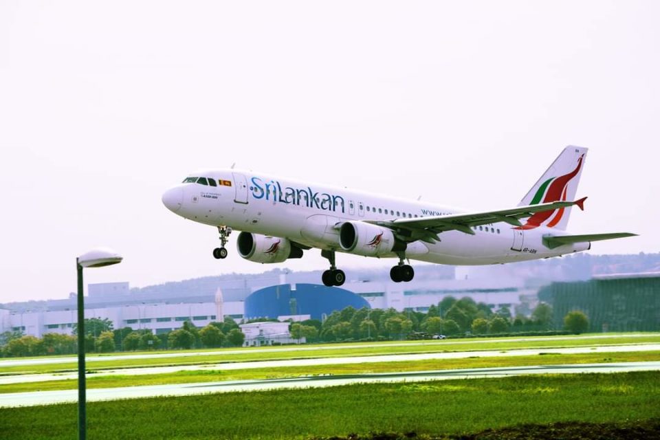 Srilankan community development Forum arrange special flight on Qatar To Srilanka