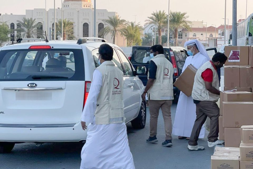 Qatar distributes food parcels
